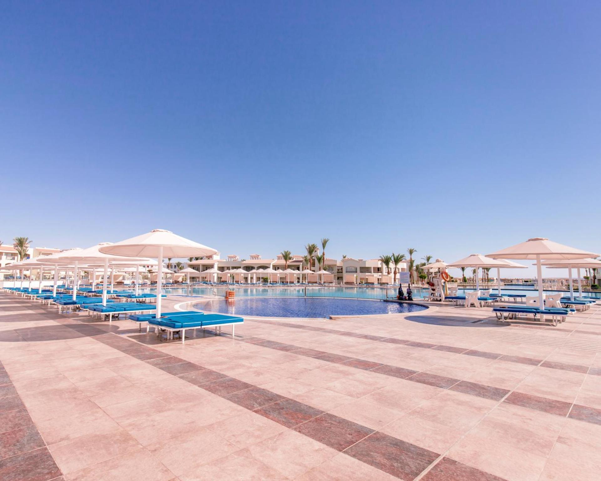 Pickalbatros Dana - Aqua Park Resort